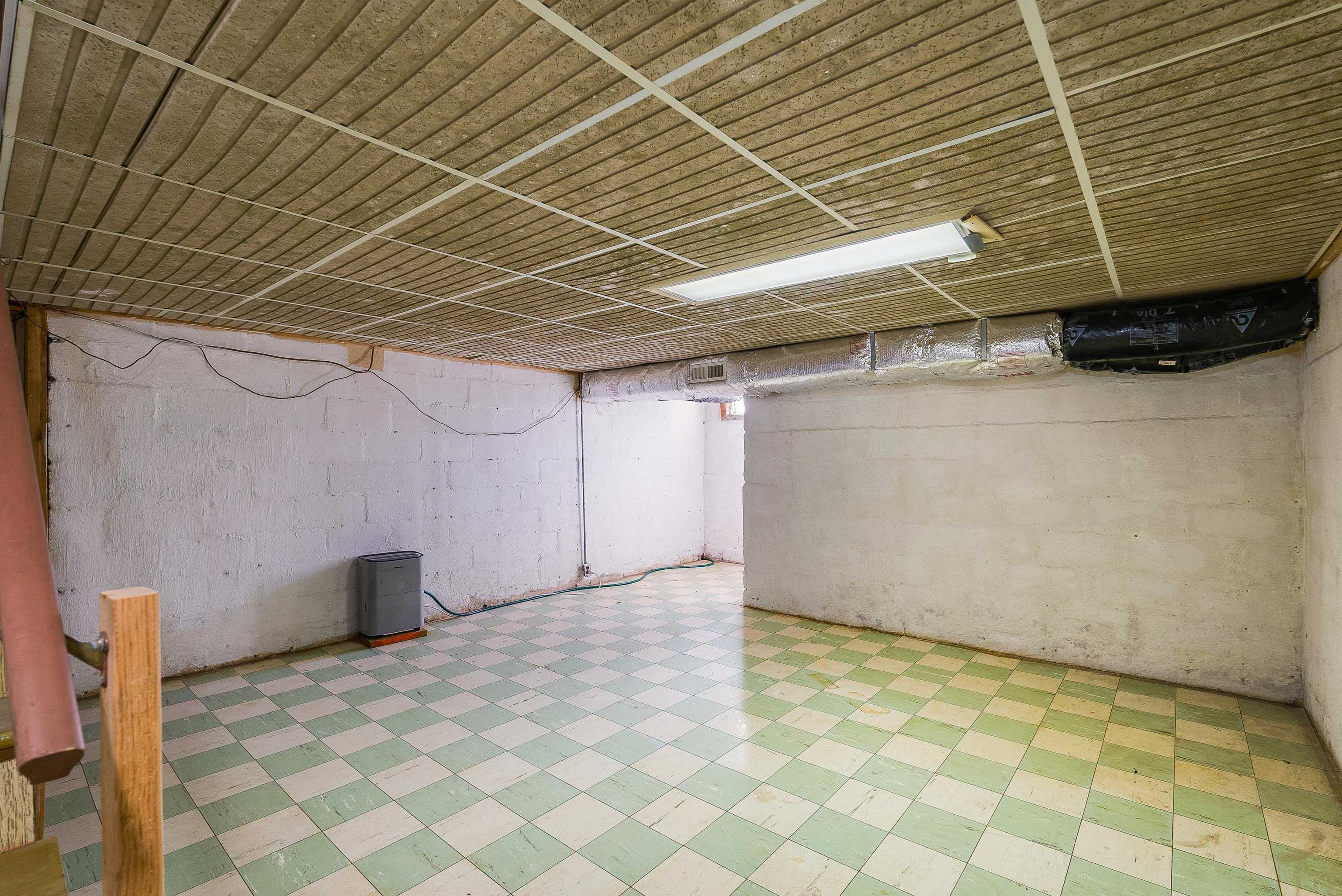 18753 MT PLEASANT RD, ELKTON, Virginia 22827, 2 Bedrooms Bedrooms, ,1 BathroomBathrooms,Residential,18753 MT PLEASANT RD,671552 MLS # 671552