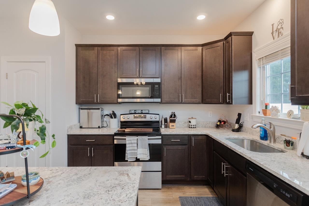 1079 BLUEMOON DR, ROCKINGHAM, Virginia 22801, 3 Bedrooms Bedrooms, ,2 BathroomsBathrooms,Residential,1079 BLUEMOON DR,671553 MLS # 671553