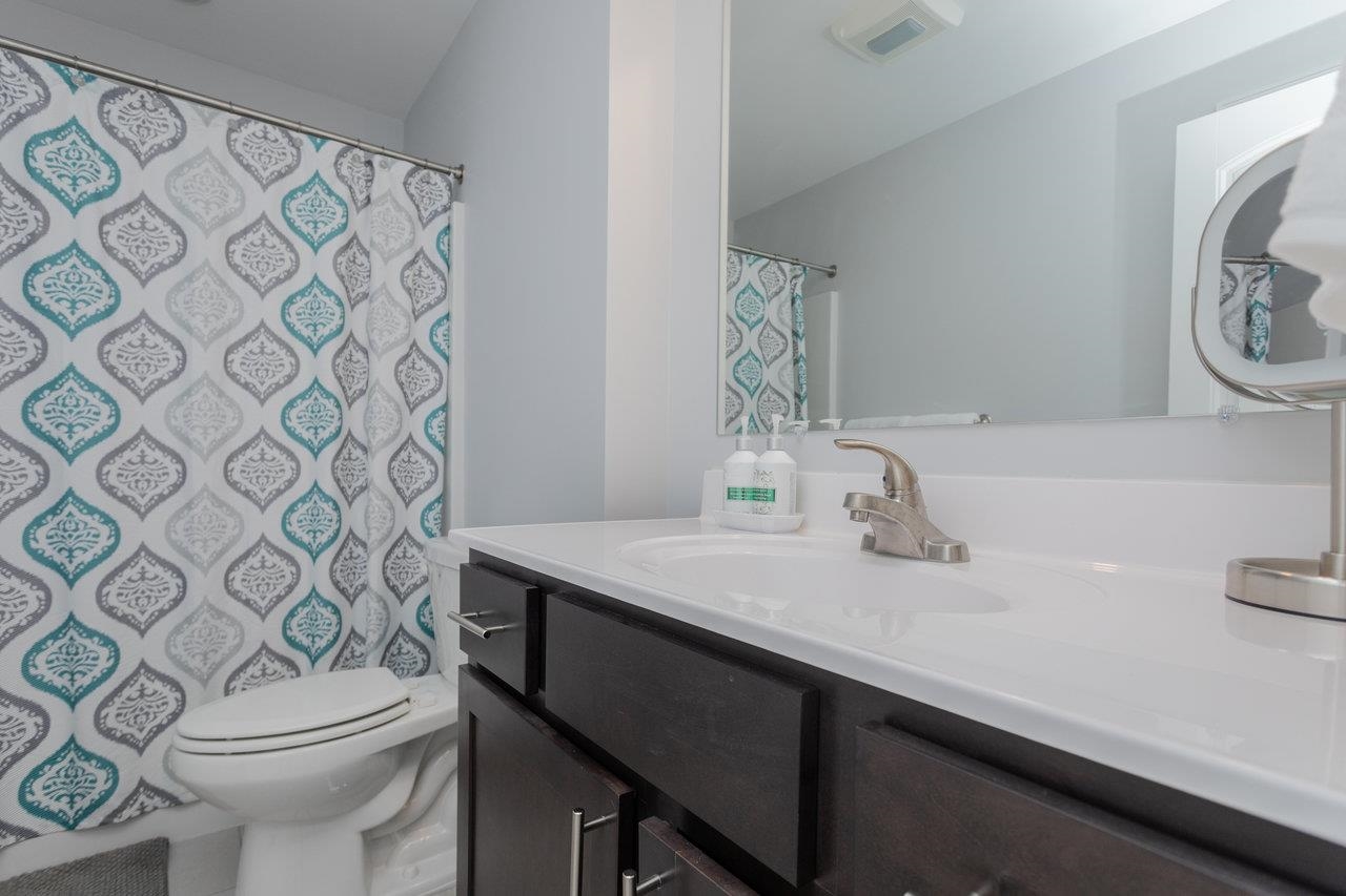 1079 BLUEMOON DR, ROCKINGHAM, Virginia 22801, 3 Bedrooms Bedrooms, ,2 BathroomsBathrooms,Residential,1079 BLUEMOON DR,671553 MLS # 671553