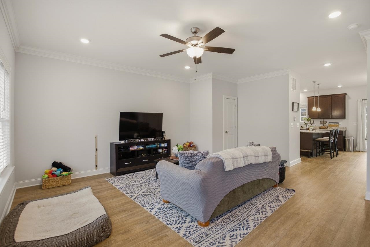 1079 BLUEMOON DR, ROCKINGHAM, Virginia 22801, 3 Bedrooms Bedrooms, ,2 BathroomsBathrooms,Residential,1079 BLUEMOON DR,671553 MLS # 671553