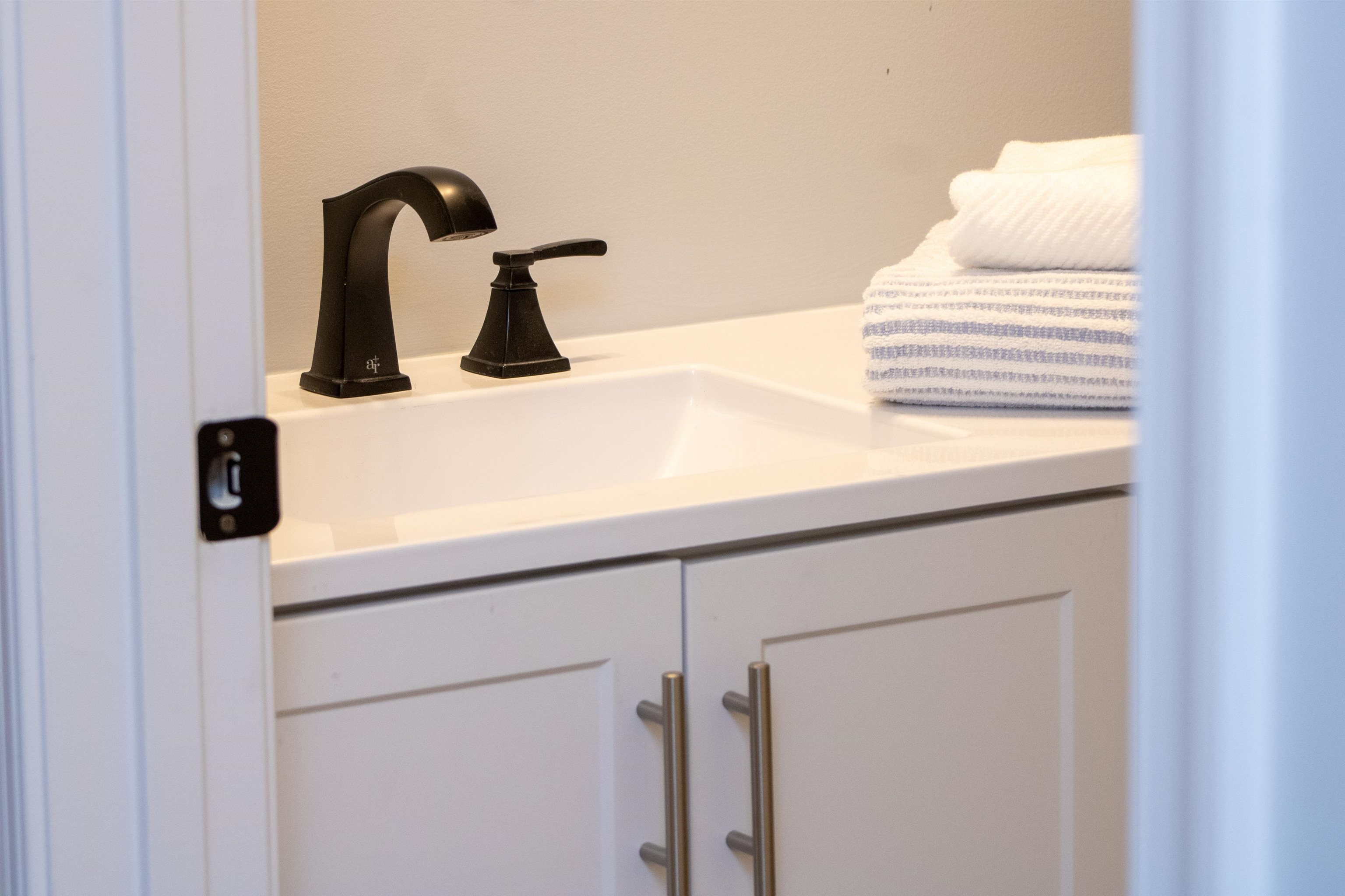 515#A GRUBERT AVE, STAUNTON, Virginia 24401, 3 Bedrooms Bedrooms, ,2 BathroomsBathrooms,Residential,515#A GRUBERT AVE,671566 MLS # 671566