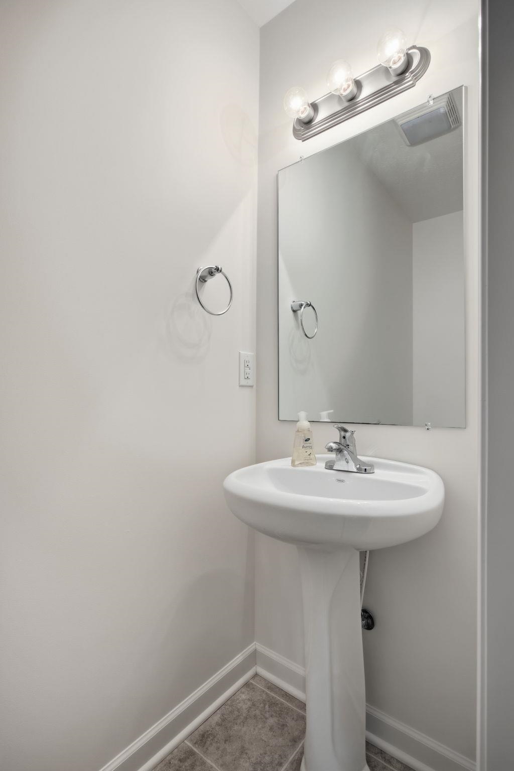 44 EMERSON LN, HARRISONBURG, Virginia 22802, 2 Bedrooms Bedrooms, ,1 BathroomBathrooms,Residential,44 EMERSON LN,671567 MLS # 671567