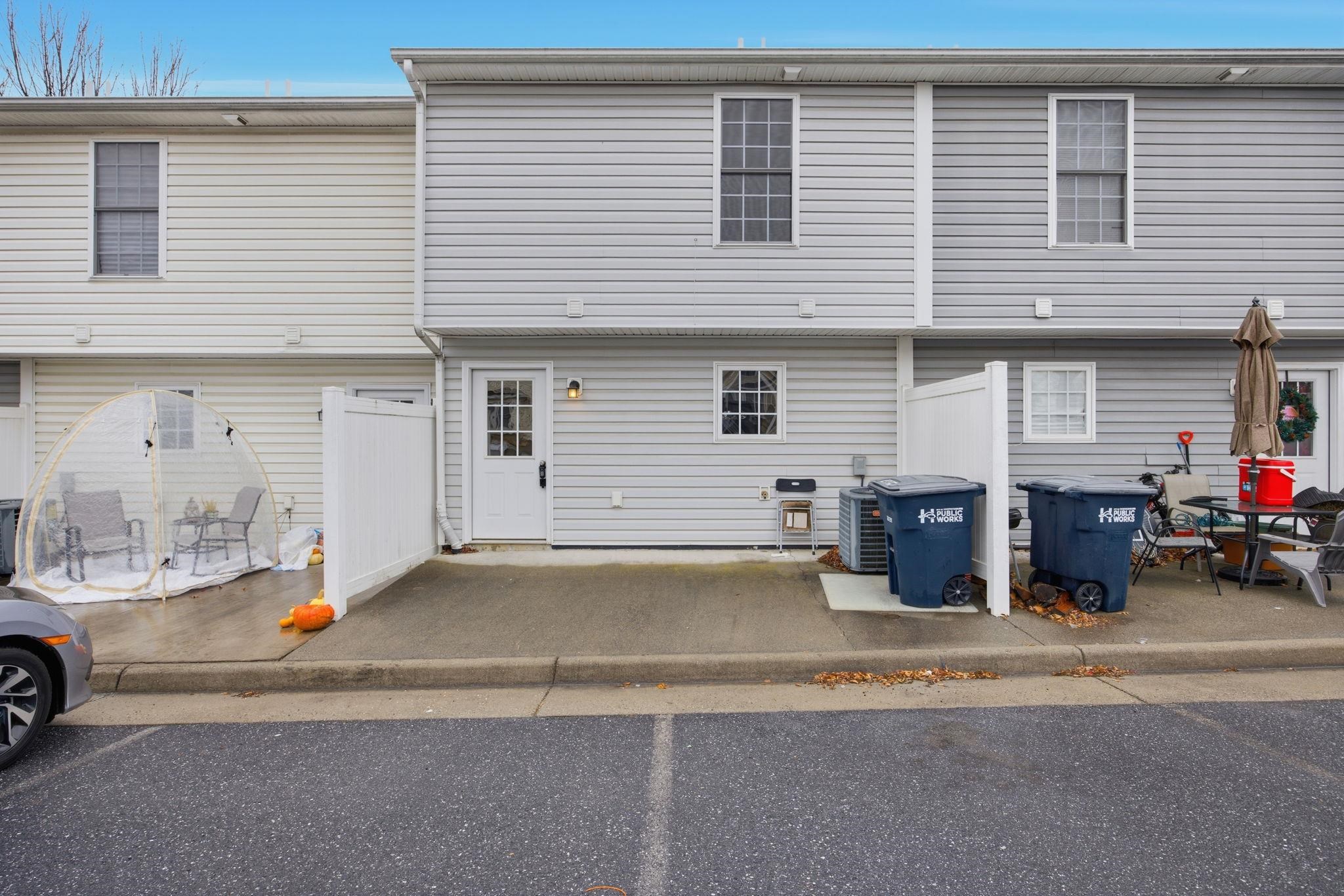 44 EMERSON LN, HARRISONBURG, Virginia 22802, 2 Bedrooms Bedrooms, ,1 BathroomBathrooms,Residential,44 EMERSON LN,671567 MLS # 671567