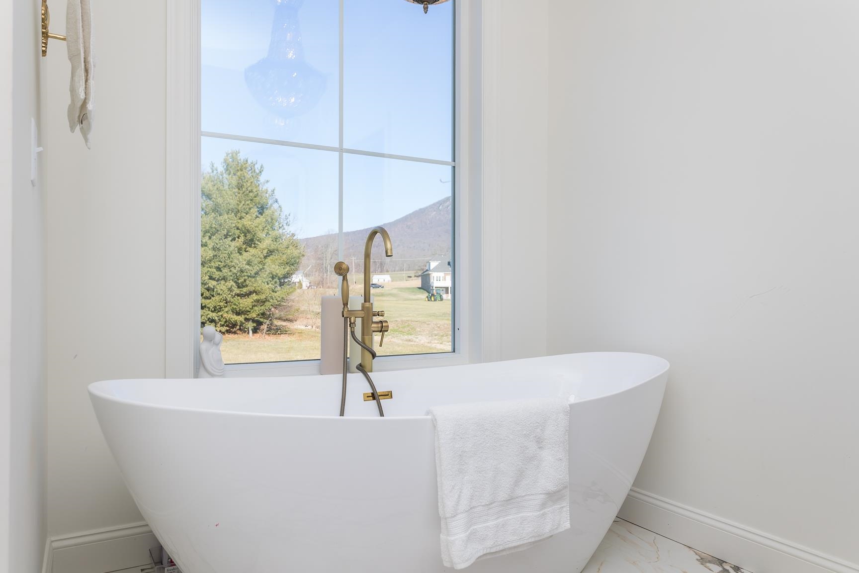 653 PINEVILLE RD, MCGAHEYSVILLE, Virginia 22840, 5 Bedrooms Bedrooms, ,3 BathroomsBathrooms,Residential,653 PINEVILLE RD,671568 MLS # 671568 653 PINEVILLE RD, MCGAHEYSVILLE, Virginia 22840, 5 Bedrooms Bedrooms, ,3 BathroomsBathrooms,Residential,653 PINEVILLE RD,671568 MLS # 671568