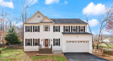 100 BROOKEWOOD DR, FREDERICKSBURG, Virginia 22405, 3 Bedrooms Bedrooms, 13 Rooms Rooms,2 BathroomsBathrooms,Residential,For sale,100 BROOKEWOOD DR,VAST2043482 MLS # VAST2043482