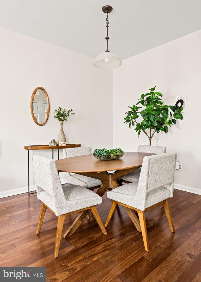 8469 BYERS DR, ALEXANDRIA, Virginia 22309, 3 Bedrooms Bedrooms, ,2 BathroomsBathrooms,Residential,For sale,8469 BYERS DR,VAFX2274710 MLS # VAFX2274710