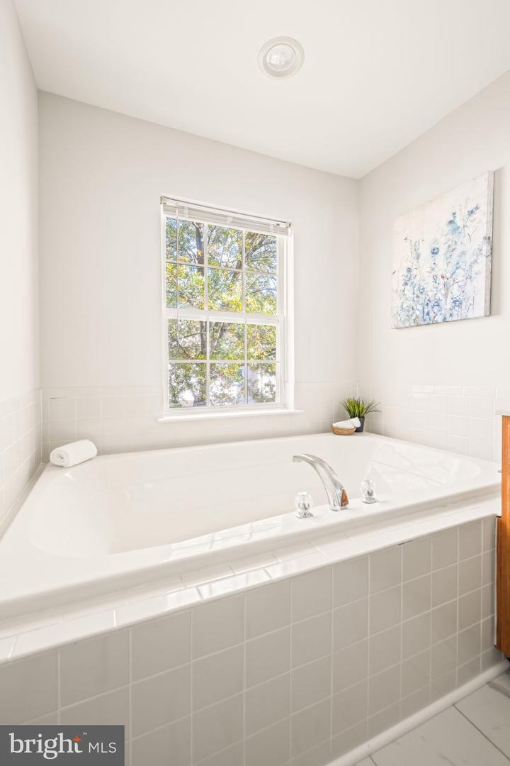 8469 BYERS DR, ALEXANDRIA, Virginia 22309, 3 Bedrooms Bedrooms, ,2 BathroomsBathrooms,Residential,For sale,8469 BYERS DR,VAFX2274710 MLS # VAFX2274710