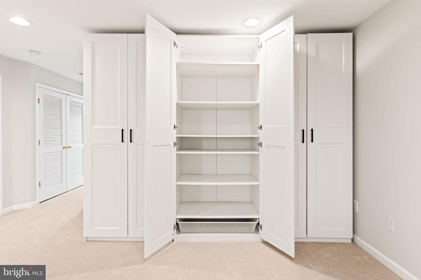 8469 BYERS DR, ALEXANDRIA, Virginia 22309, 3 Bedrooms Bedrooms, ,2 BathroomsBathrooms,Residential,For sale,8469 BYERS DR,VAFX2274710 MLS # VAFX2274710