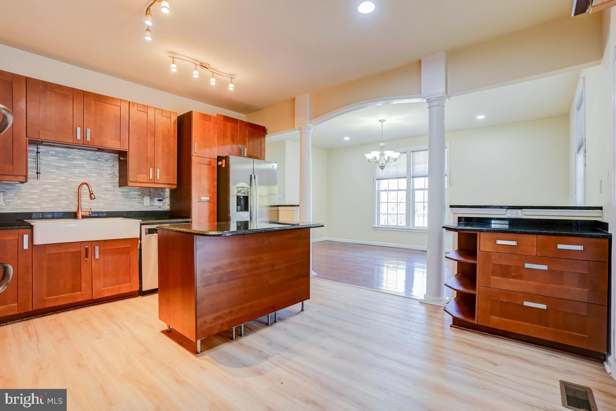 8513 THOMAS DR, MANASSAS, Virginia 20110, 3 Bedrooms Bedrooms, ,2 BathroomsBathrooms,Residential,For sale,8513 THOMAS DR,VAPW2106684 MLS # VAPW2106684