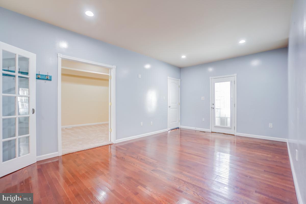 8513 THOMAS DR, MANASSAS, Virginia 20110, 3 Bedrooms Bedrooms, ,2 BathroomsBathrooms,Residential,For sale,8513 THOMAS DR,VAPW2106684 MLS # VAPW2106684