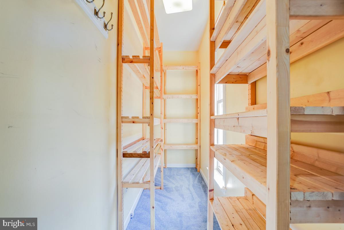 8513 THOMAS DR, MANASSAS, Virginia 20110, 3 Bedrooms Bedrooms, ,2 BathroomsBathrooms,Residential,For sale,8513 THOMAS DR,VAPW2106684 MLS # VAPW2106684