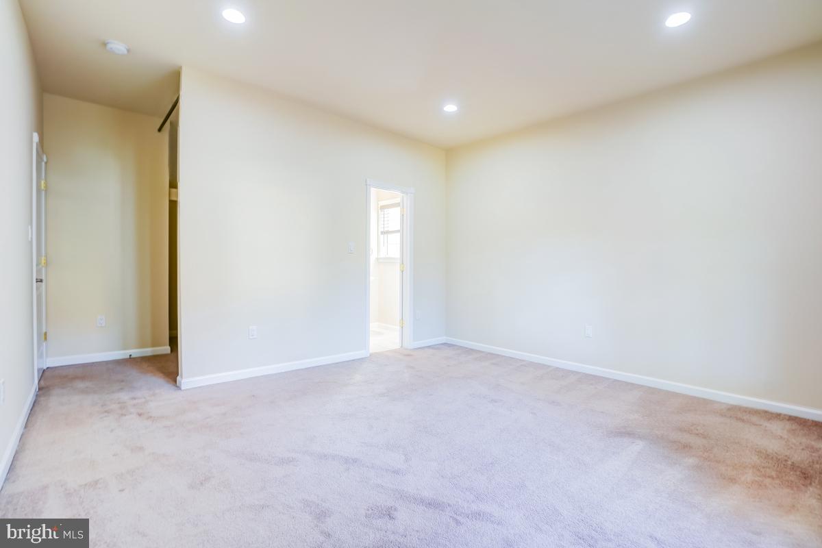 8513 THOMAS DR, MANASSAS, Virginia 20110, 3 Bedrooms Bedrooms, ,2 BathroomsBathrooms,Residential,For sale,8513 THOMAS DR,VAPW2106684 MLS # VAPW2106684