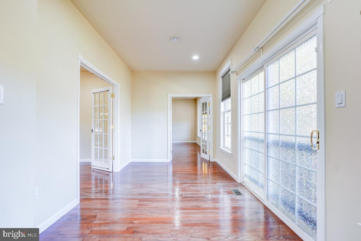 8513 THOMAS DR, MANASSAS, Virginia 20110, 3 Bedrooms Bedrooms, ,2 BathroomsBathrooms,Residential,For sale,8513 THOMAS DR,VAPW2106684 MLS # VAPW2106684