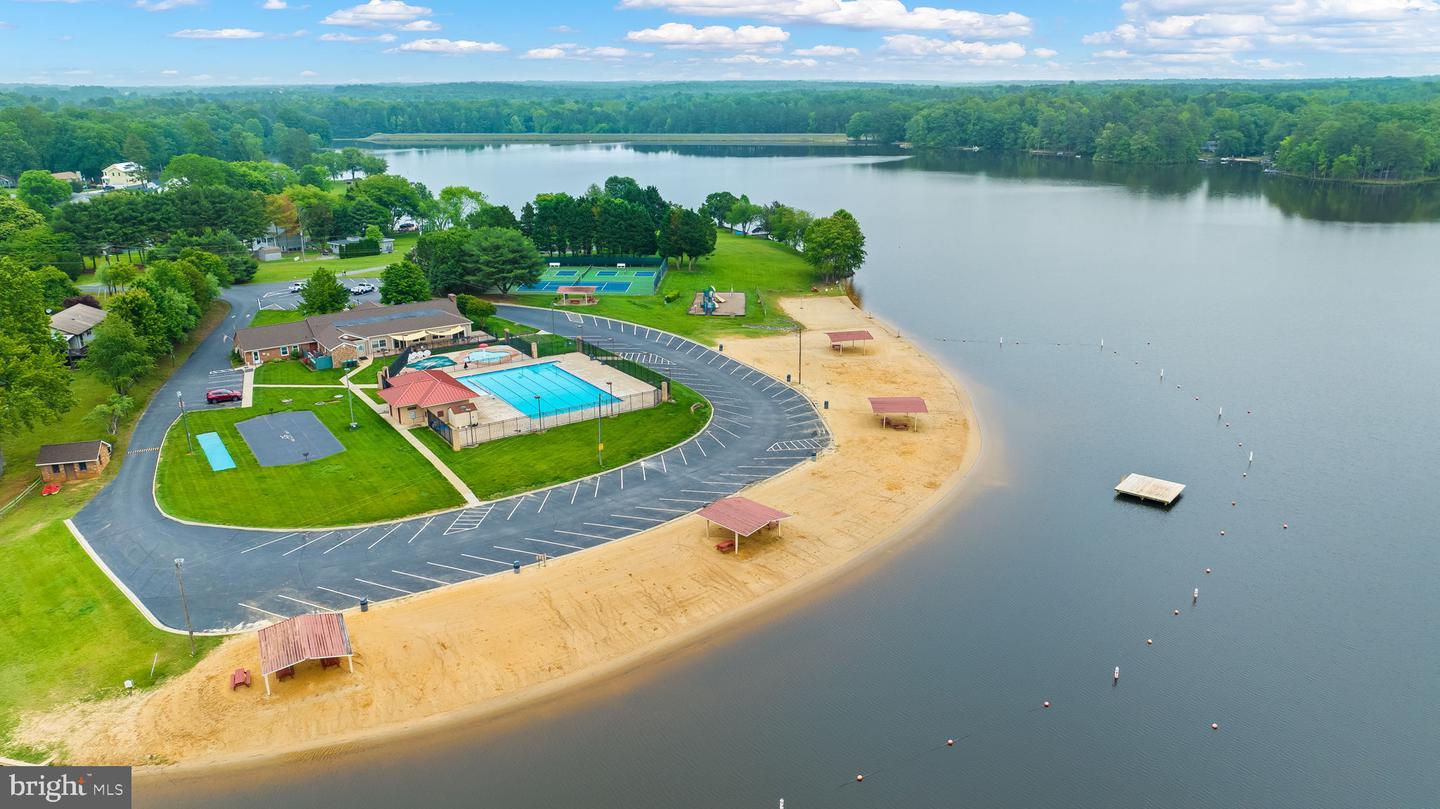 209 NORFOLK DR, RUTHER GLEN, Virginia 22546, 3 Bedrooms Bedrooms, ,2 BathroomsBathrooms,Residential,For sale,209 NORFOLK DR,VACV2009062 MLS # VACV2009062