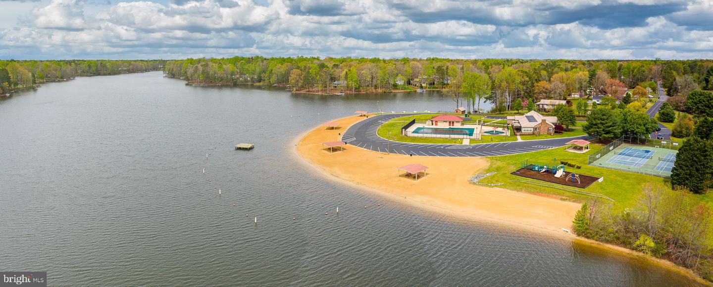 209 NORFOLK DR, RUTHER GLEN, Virginia 22546, 3 Bedrooms Bedrooms, ,2 BathroomsBathrooms,Residential,For sale,209 NORFOLK DR,VACV2009062 MLS # VACV2009062