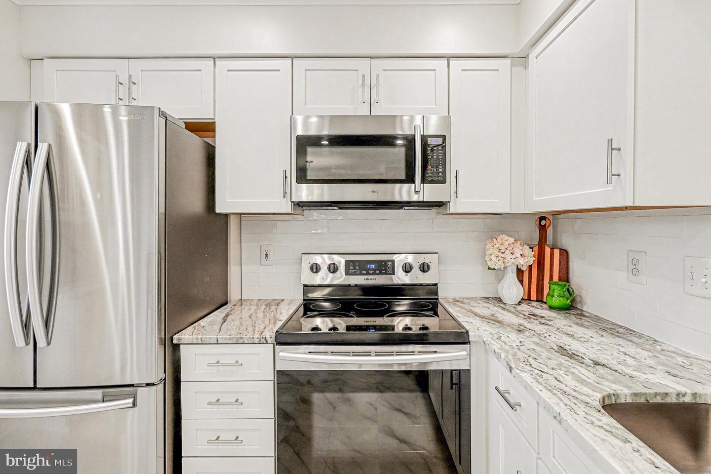 4402 CIDER BARREL CT, FREDERICKSBURG, Virginia 22408, 3 Bedrooms Bedrooms, 11 Rooms Rooms,2 BathroomsBathrooms,Residential,For sale,4402 CIDER BARREL CT,VASP2037426 MLS # VASP2037426