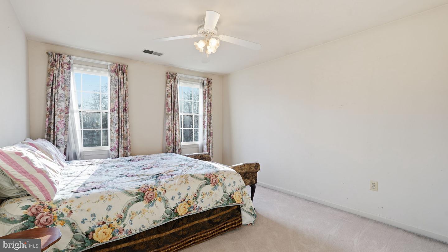 4 SPRING LAKE DR, STAFFORD, Virginia 22556, 4 Bedrooms Bedrooms, ,3 BathroomsBathrooms,Residential,For sale,4 SPRING LAKE DR,VAST2044042 MLS # VAST2044042