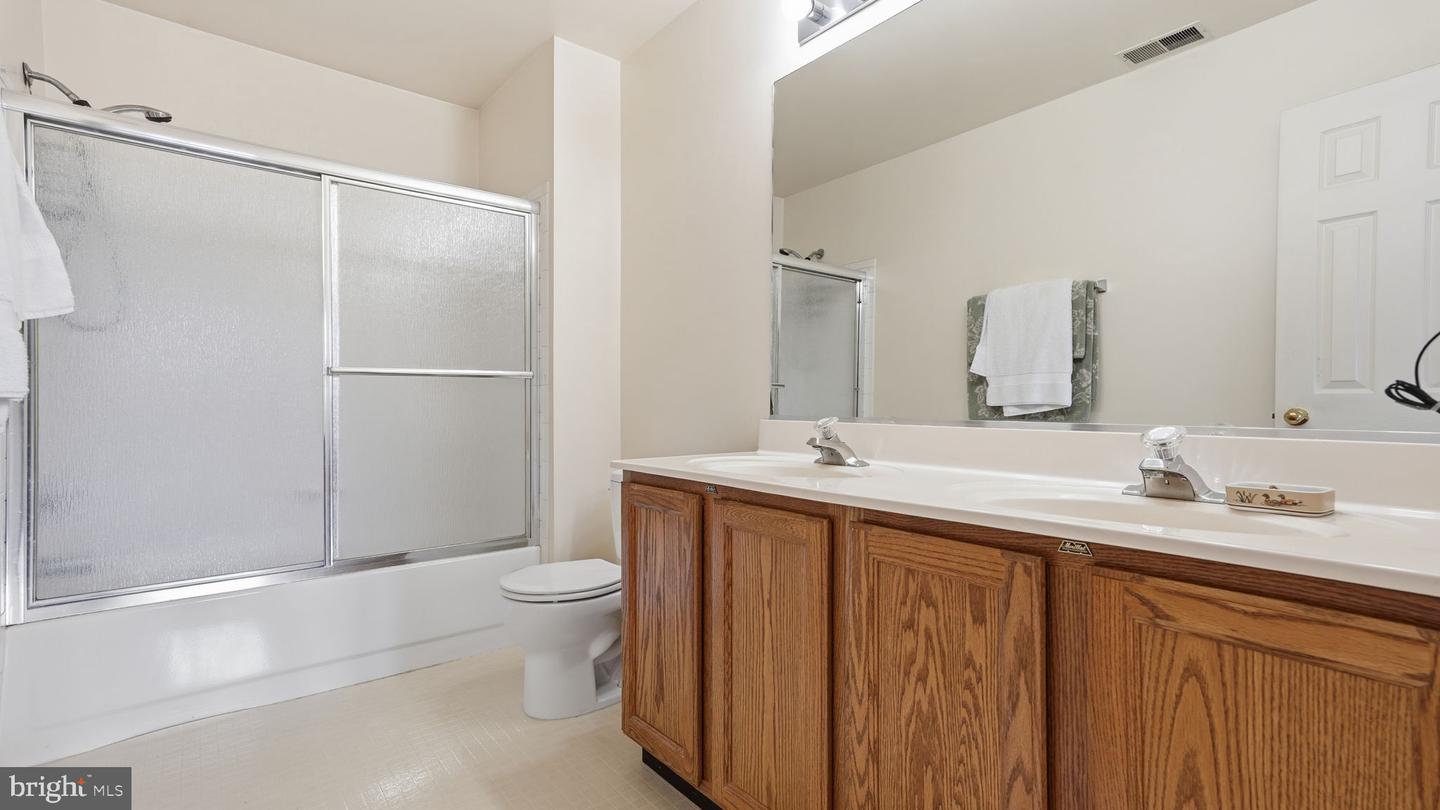 4 SPRING LAKE DR, STAFFORD, Virginia 22556, 4 Bedrooms Bedrooms, ,3 BathroomsBathrooms,Residential,For sale,4 SPRING LAKE DR,VAST2044042 MLS # VAST2044042