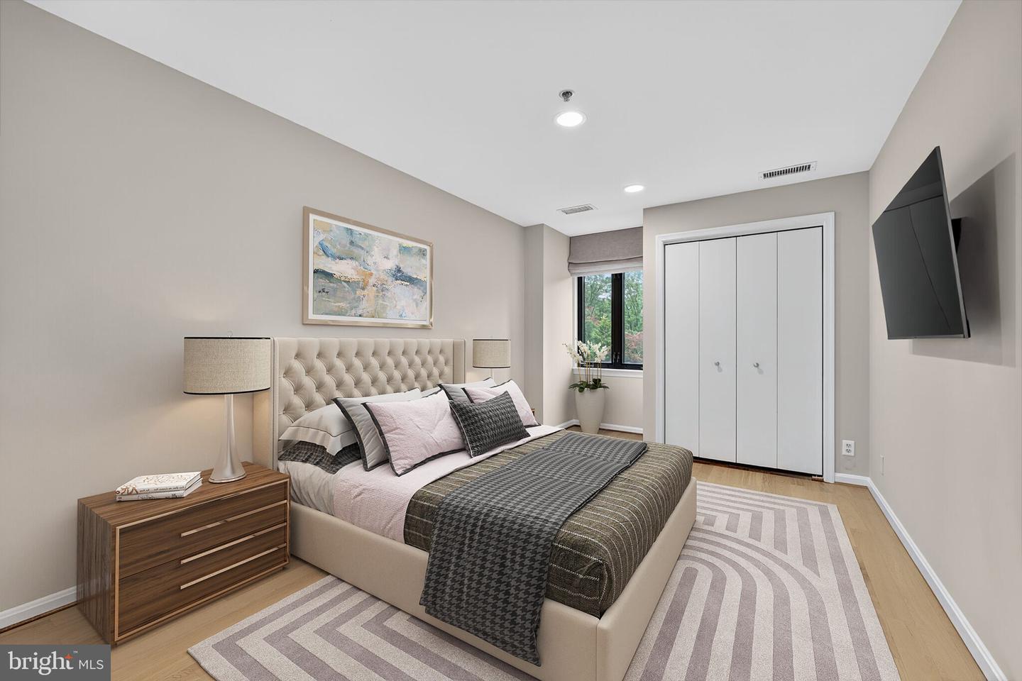 1401 N OAK ST #G-5, ARLINGTON, Virginia 22209, 2 Bedrooms Bedrooms, ,2 BathroomsBathrooms,Residential,For sale,1401 N OAK ST #G-5,VAAR2065826 MLS # VAAR2065826