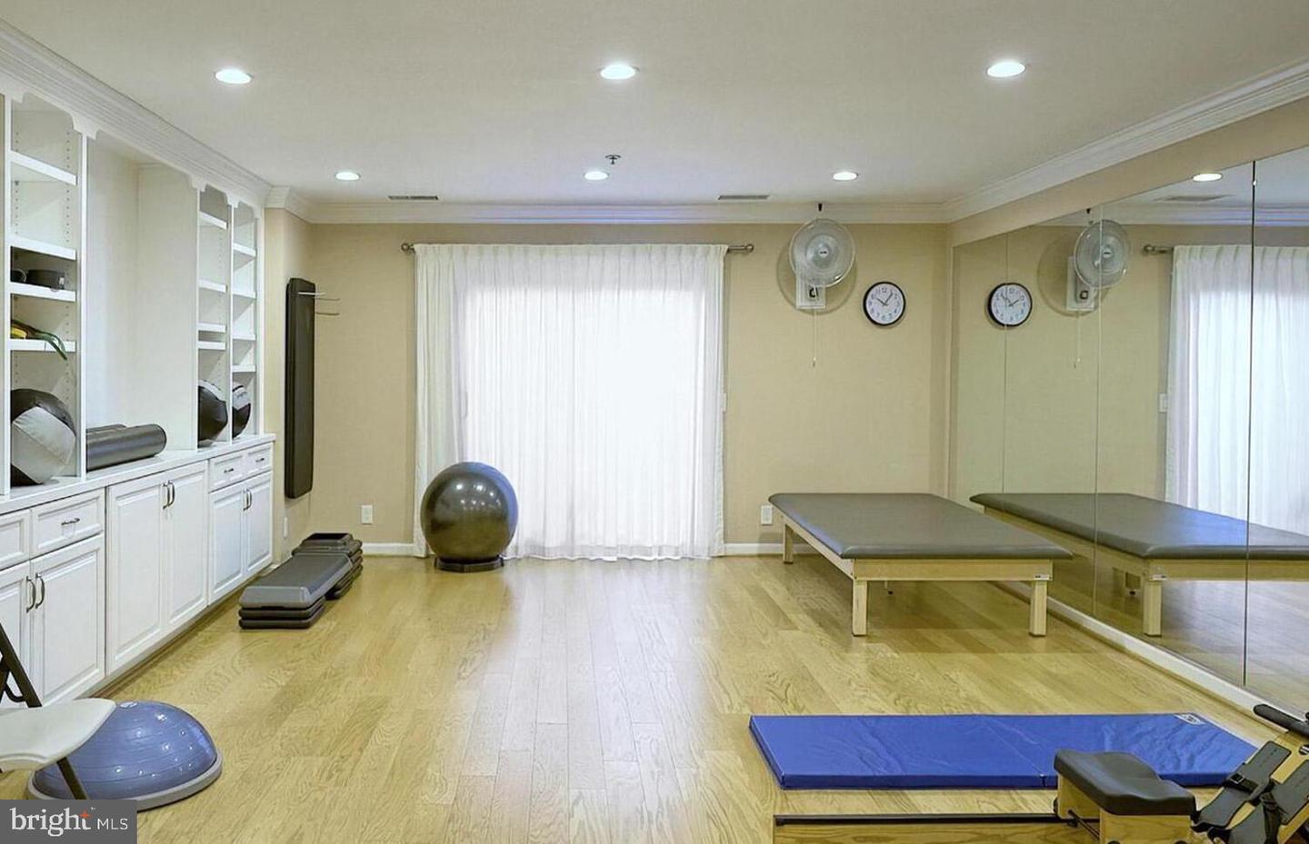 1401 N OAK ST #G-5, ARLINGTON, Virginia 22209, 2 Bedrooms Bedrooms, ,2 BathroomsBathrooms,Residential,For sale,1401 N OAK ST #G-5,VAAR2065826 MLS # VAAR2065826