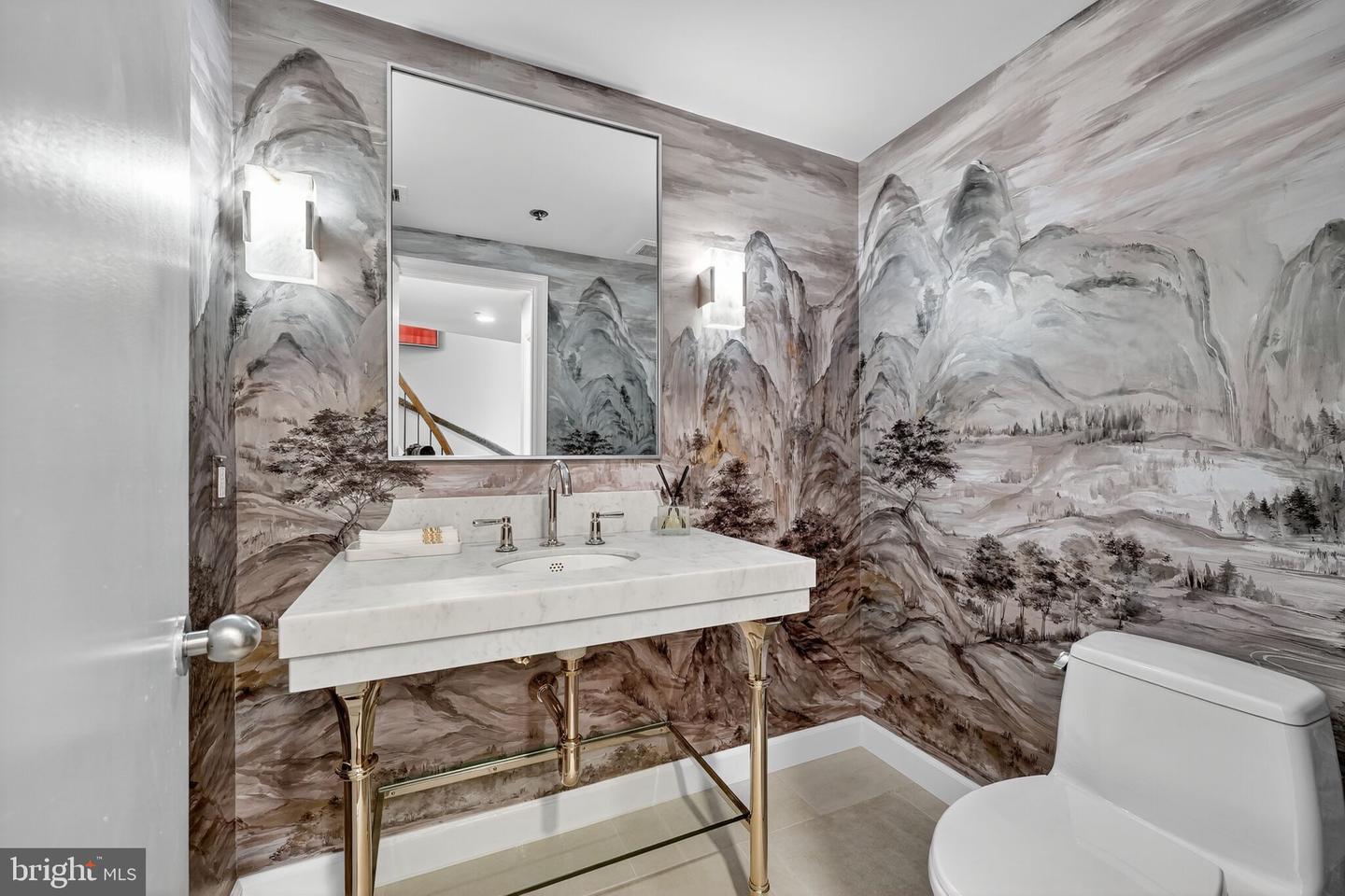 1401 N OAK ST #G-5, ARLINGTON, Virginia 22209, 2 Bedrooms Bedrooms, ,2 BathroomsBathrooms,Residential,For sale,1401 N OAK ST #G-5,VAAR2065826 MLS # VAAR2065826