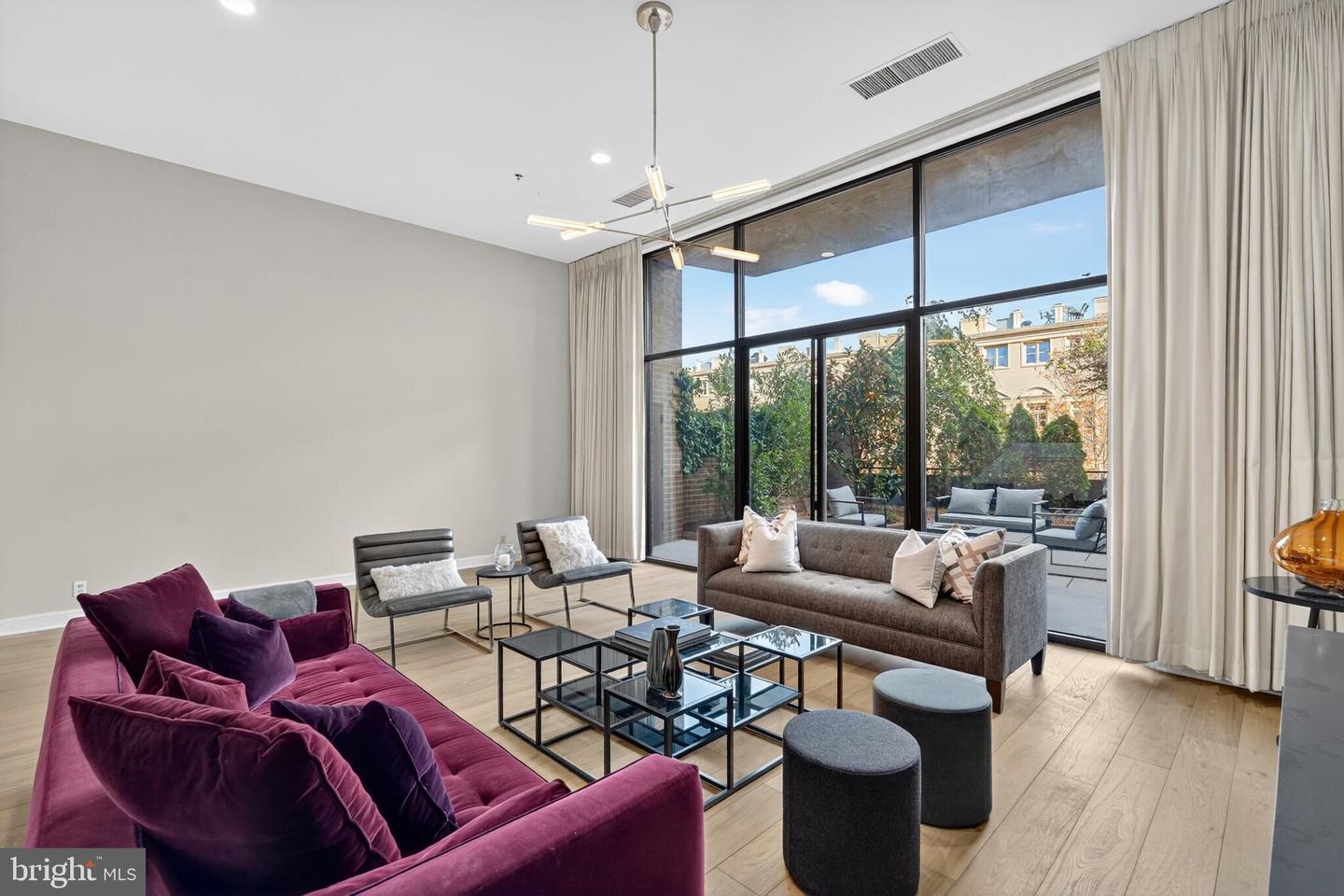 1401 N OAK ST #G-5, ARLINGTON, Virginia 22209, 2 Bedrooms Bedrooms, ,2 BathroomsBathrooms,Residential,For sale,1401 N OAK ST #G-5,VAAR2065826 MLS # VAAR2065826