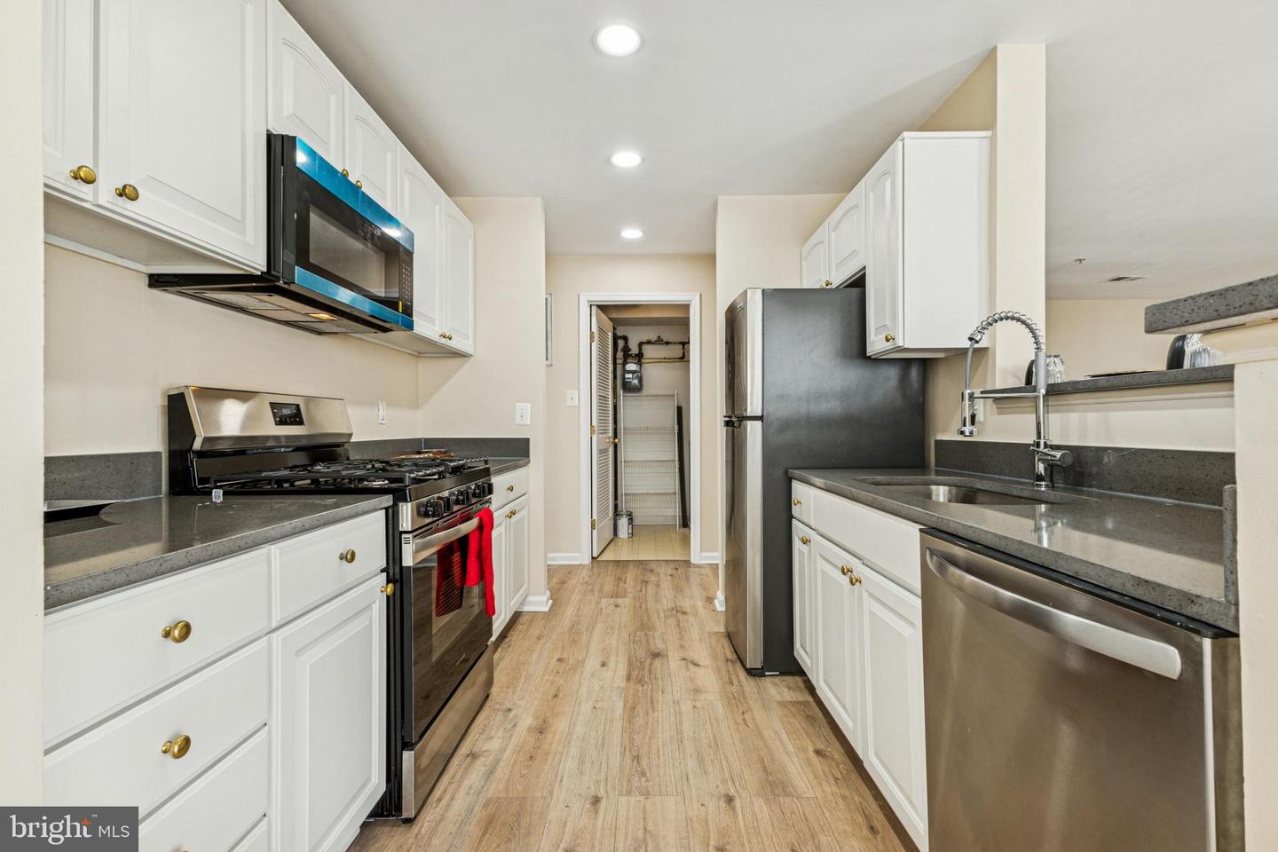 7503 CALDERON CT #G, ALEXANDRIA, Virginia 22306, 2 Bedrooms Bedrooms, 8 Rooms Rooms,2 BathroomsBathrooms,Residential,For sale,7503 CALDERON CT #G,VAFX2278940 MLS # VAFX2278940 7503 CALDERON CT #G, ALEXANDRIA, Virginia 22306, 2 Bedrooms Bedrooms, 8 Rooms Rooms,2 BathroomsBathrooms,Residential,For sale,7503 CALDERON CT #G,VAFX2278940 MLS # VAFX2278940