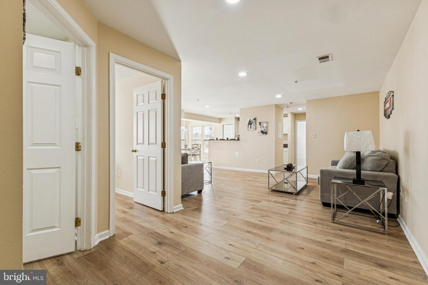 7503 CALDERON CT #G, ALEXANDRIA, Virginia 22306, 2 Bedrooms Bedrooms, 8 Rooms Rooms,2 BathroomsBathrooms,Residential,For sale,7503 CALDERON CT #G,VAFX2278940 MLS # VAFX2278940 7503 CALDERON CT #G, ALEXANDRIA, Virginia 22306, 2 Bedrooms Bedrooms, 8 Rooms Rooms,2 BathroomsBathrooms,Residential,For sale,7503 CALDERON CT #G,VAFX2278940 MLS # VAFX2278940