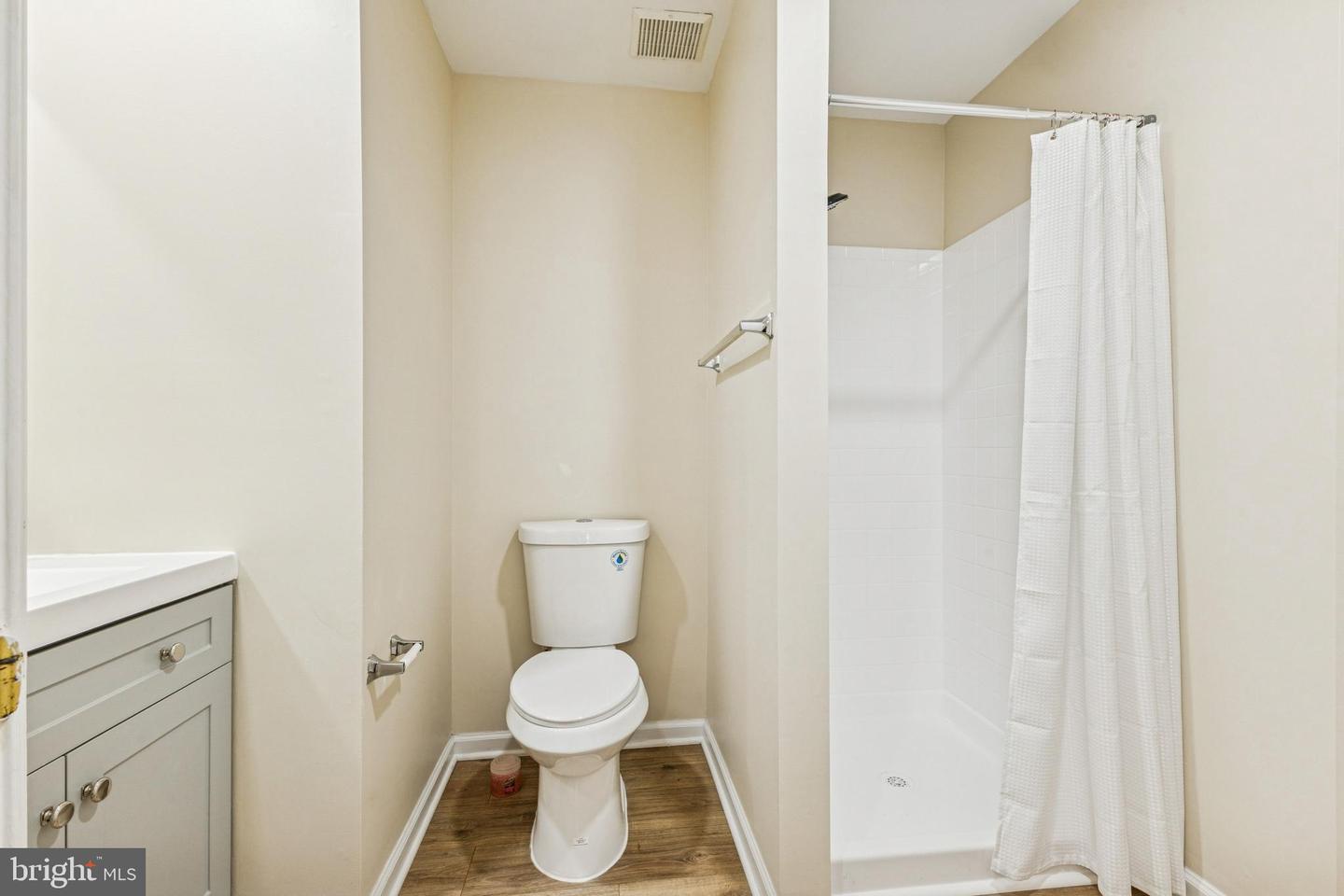 7503 CALDERON CT #G, ALEXANDRIA, Virginia 22306, 2 Bedrooms Bedrooms, 8 Rooms Rooms,2 BathroomsBathrooms,Residential,For sale,7503 CALDERON CT #G,VAFX2278940 MLS # VAFX2278940 7503 CALDERON CT #G, ALEXANDRIA, Virginia 22306, 2 Bedrooms Bedrooms, 8 Rooms Rooms,2 BathroomsBathrooms,Residential,For sale,7503 CALDERON CT #G,VAFX2278940 MLS # VAFX2278940