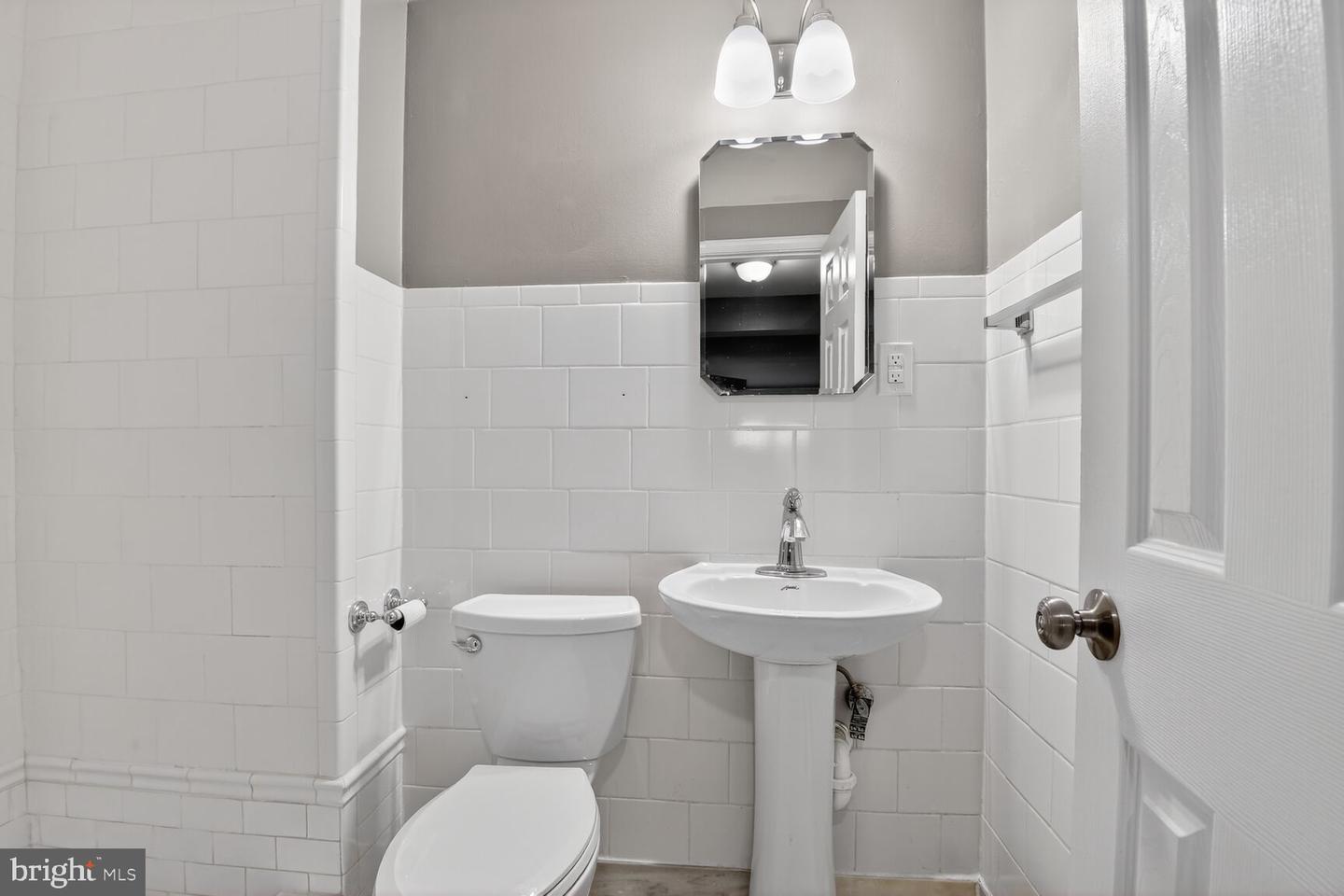 14598 OLDE KENT RD, CENTREVILLE, Virginia 20120, 2 Bedrooms Bedrooms, ,2 BathroomsBathrooms,Residential,For sale,14598 OLDE KENT RD,VAFX2278984 MLS # VAFX2278984