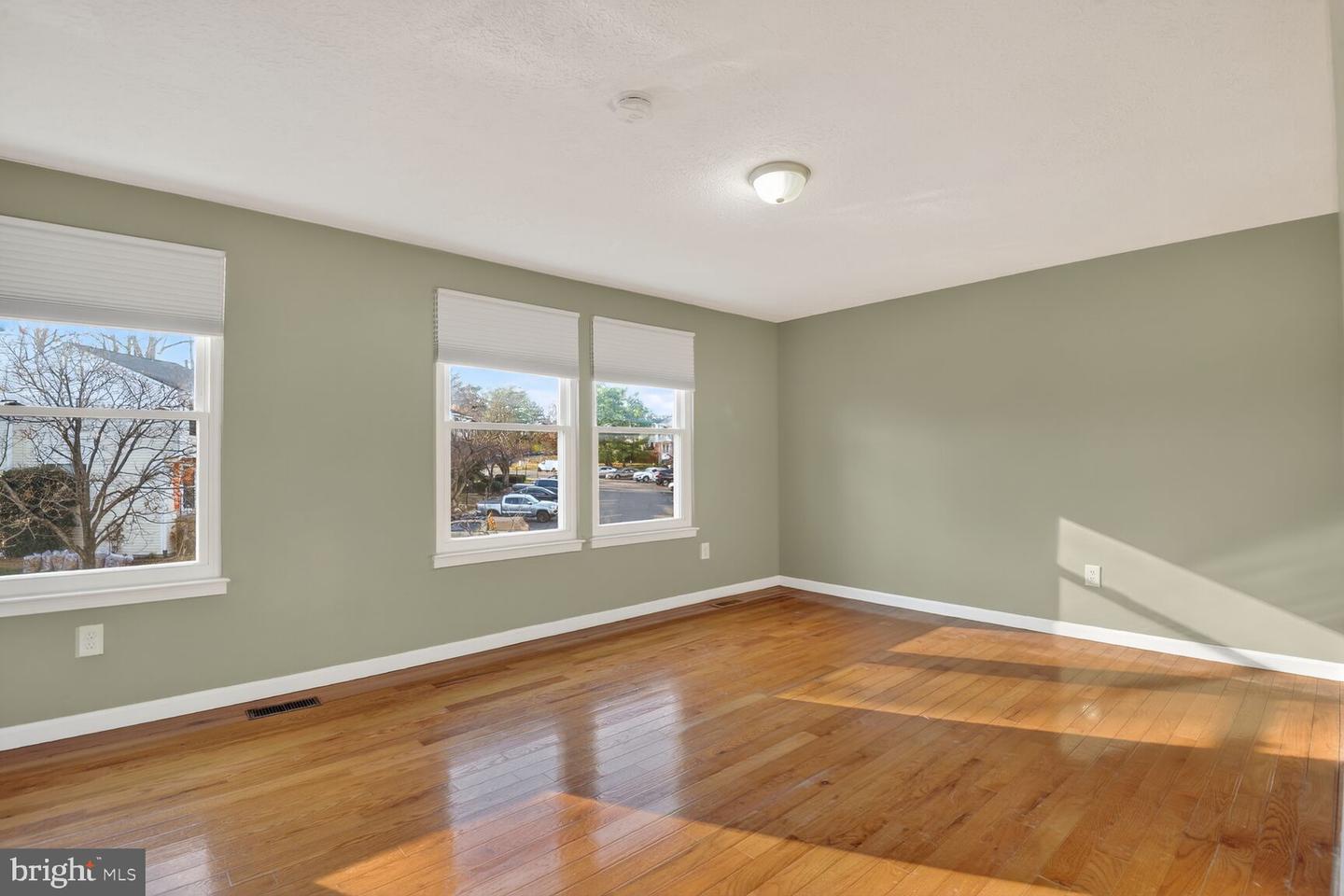 14598 OLDE KENT RD, CENTREVILLE, Virginia 20120, 2 Bedrooms Bedrooms, ,2 BathroomsBathrooms,Residential,For sale,14598 OLDE KENT RD,VAFX2278984 MLS # VAFX2278984