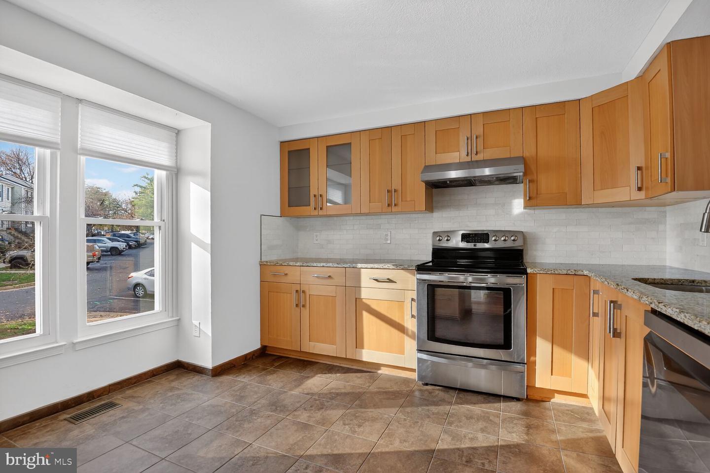 14598 OLDE KENT RD, CENTREVILLE, Virginia 20120, 2 Bedrooms Bedrooms, ,2 BathroomsBathrooms,Residential,For sale,14598 OLDE KENT RD,VAFX2278984 MLS # VAFX2278984