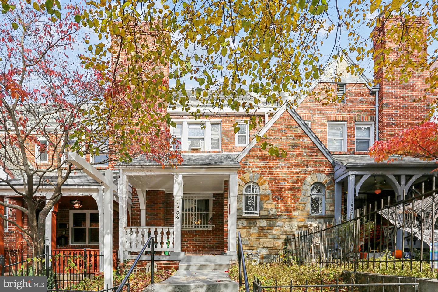 1809 INGLESIDE TER NW, WASHINGTON, District Of Columbia 20010, 3 Bedrooms Bedrooms, ,2 BathroomsBathrooms,Residential,For sale,1809 INGLESIDE TER NW,DCDC2231970 MLS # DCDC2231970