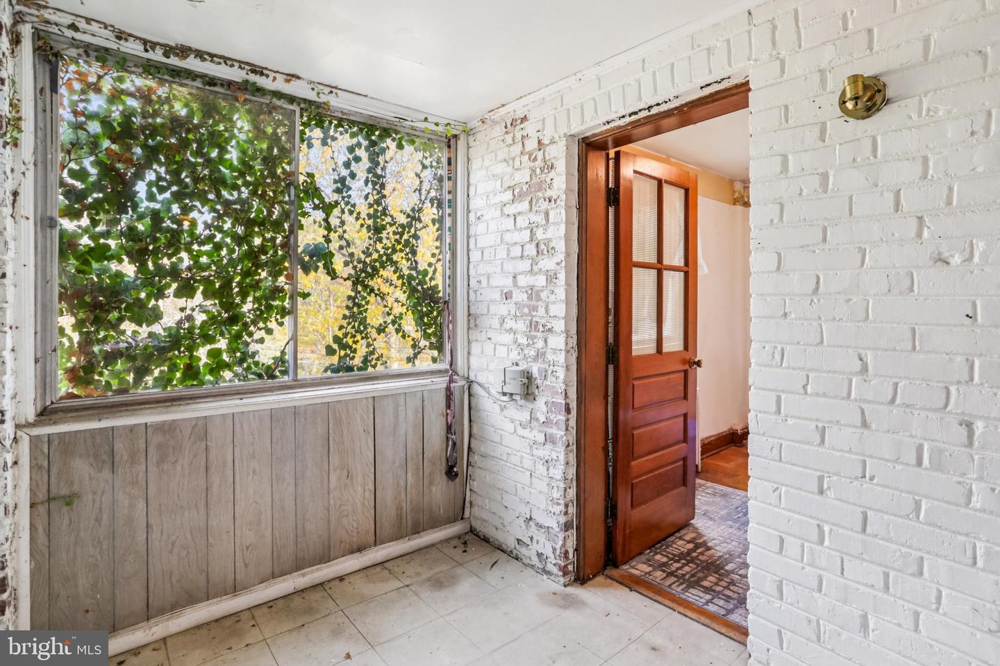 1809 INGLESIDE TER NW, WASHINGTON, District Of Columbia 20010, 3 Bedrooms Bedrooms, ,2 BathroomsBathrooms,Residential,For sale,1809 INGLESIDE TER NW,DCDC2231970 MLS # DCDC2231970