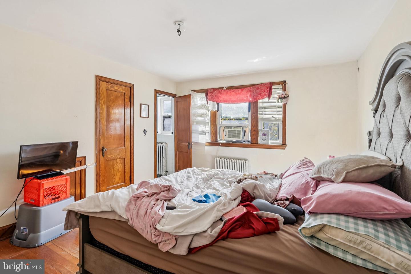 1809 INGLESIDE TER NW, WASHINGTON, District Of Columbia 20010, 3 Bedrooms Bedrooms, ,2 BathroomsBathrooms,Residential,For sale,1809 INGLESIDE TER NW,DCDC2231970 MLS # DCDC2231970