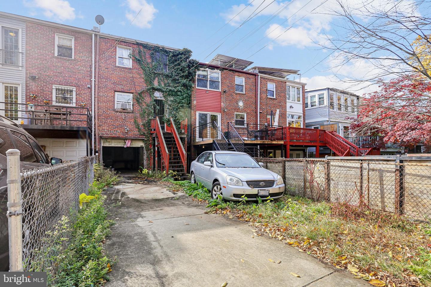 1809 INGLESIDE TER NW, WASHINGTON, District Of Columbia 20010, 3 Bedrooms Bedrooms, ,2 BathroomsBathrooms,Residential,For sale,1809 INGLESIDE TER NW,DCDC2231970 MLS # DCDC2231970