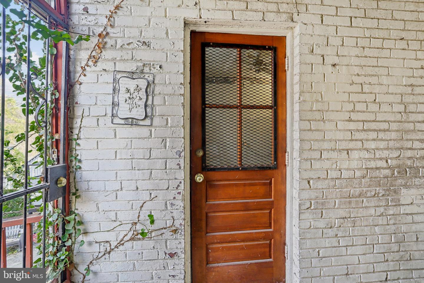 1809 INGLESIDE TER NW, WASHINGTON, District Of Columbia 20010, 3 Bedrooms Bedrooms, ,2 BathroomsBathrooms,Residential,For sale,1809 INGLESIDE TER NW,DCDC2231970 MLS # DCDC2231970