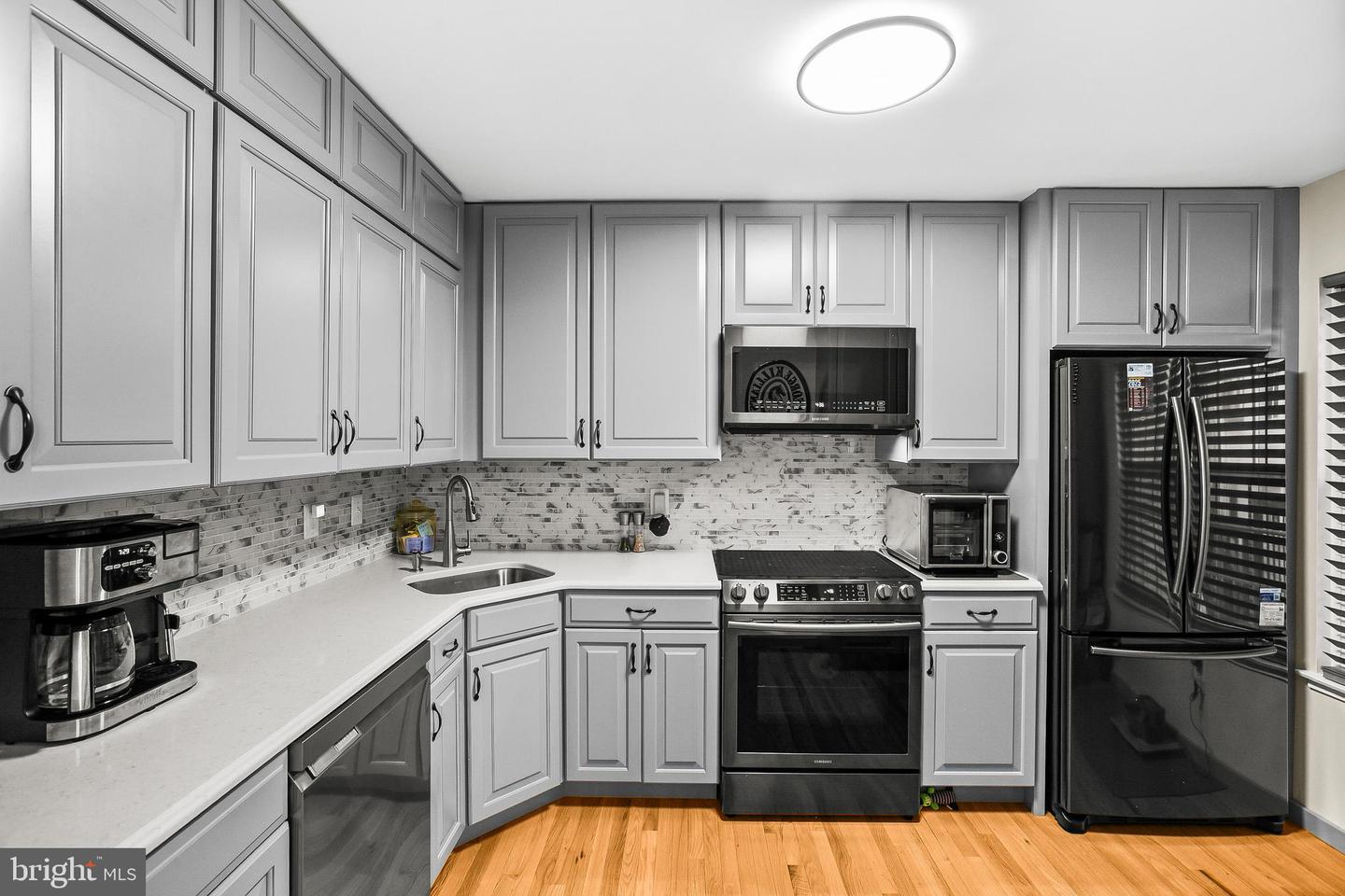 2418 RIDGEHAMPTON CT, RESTON, Virginia 20191, 2 Bedrooms Bedrooms, 6 Rooms Rooms,1 BathroomBathrooms,Residential,For sale,2418 RIDGEHAMPTON CT,VAFX2279394 MLS # VAFX2279394