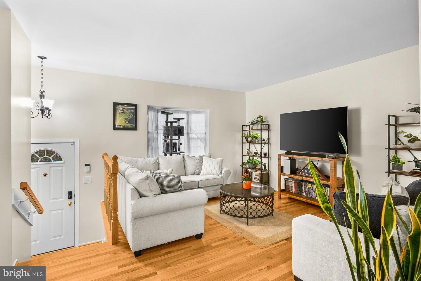 2418 RIDGEHAMPTON CT, RESTON, Virginia 20191, 2 Bedrooms Bedrooms, 6 Rooms Rooms,1 BathroomBathrooms,Residential,For sale,2418 RIDGEHAMPTON CT,VAFX2279394 MLS # VAFX2279394