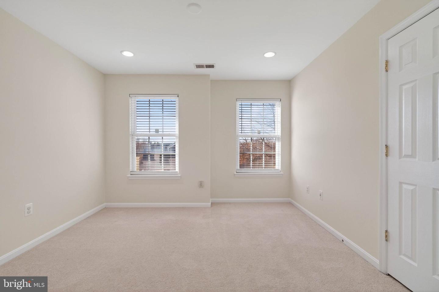 3313 LADY CATHERINE CIR, TRIANGLE, Virginia 22172, 4 Bedrooms Bedrooms, ,3 BathroomsBathrooms,Residential,For sale,3313 LADY CATHERINE CIR,VAPW2107910 MLS # VAPW2107910 3313 LADY CATHERINE CIR, TRIANGLE, Virginia 22172, 4 Bedrooms Bedrooms, ,3 BathroomsBathrooms,Residential,For sale,3313 LADY CATHERINE CIR,VAPW2107910 MLS # VAPW2107910