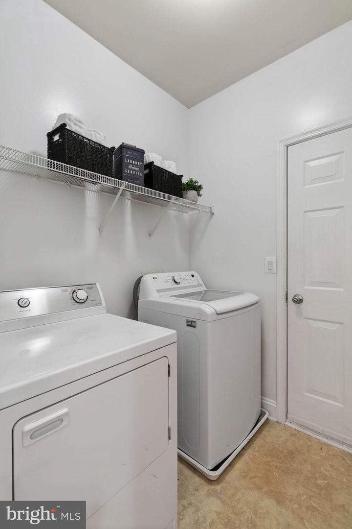 3313 LADY CATHERINE CIR, TRIANGLE, Virginia 22172, 4 Bedrooms Bedrooms, ,3 BathroomsBathrooms,Residential,For sale,3313 LADY CATHERINE CIR,VAPW2107910 MLS # VAPW2107910 3313 LADY CATHERINE CIR, TRIANGLE, Virginia 22172, 4 Bedrooms Bedrooms, ,3 BathroomsBathrooms,Residential,For sale,3313 LADY CATHERINE CIR,VAPW2107910 MLS # VAPW2107910