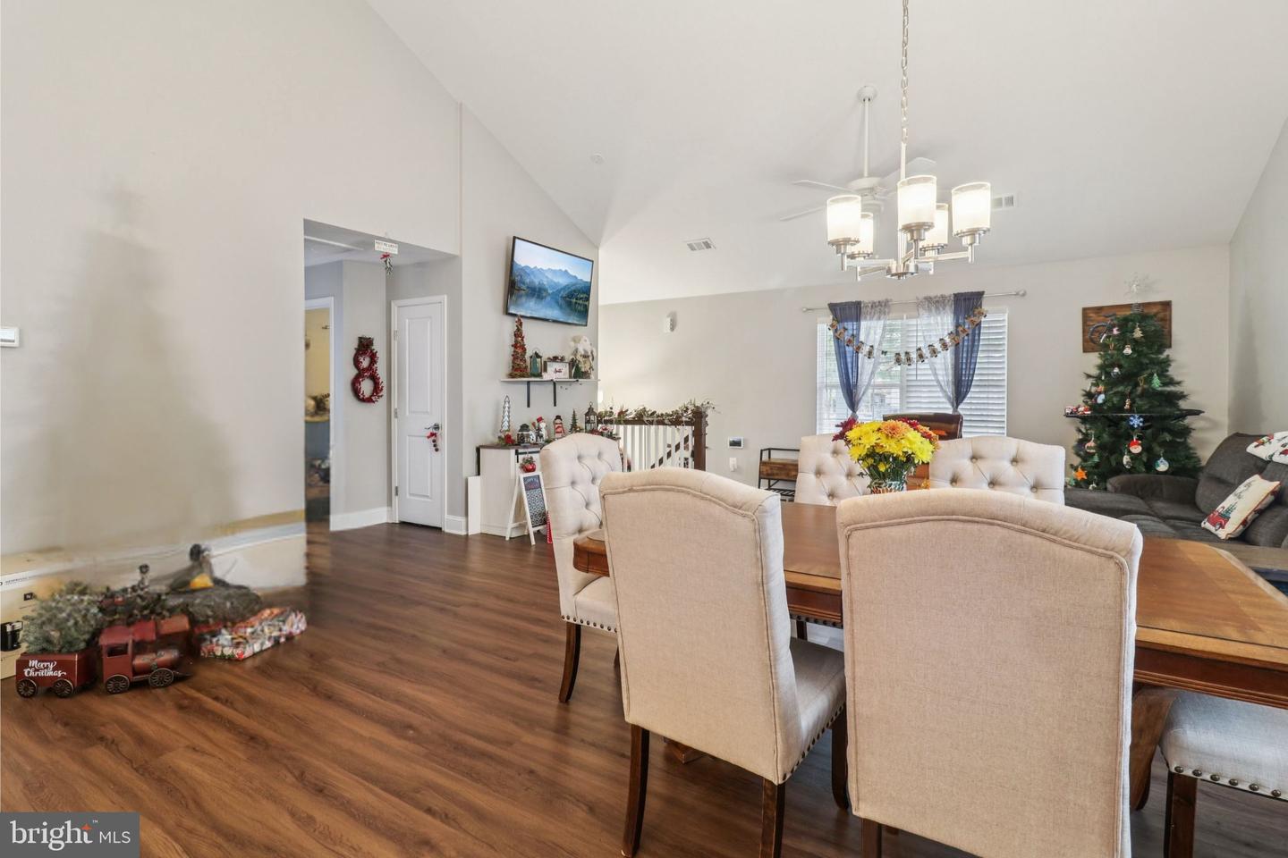 7723 APPOMATTOX AVE, MANASSAS, Virginia 20111, 4 Bedrooms Bedrooms, ,3 BathroomsBathrooms,Residential,For sale,7723 APPOMATTOX AVE,VAPW2107974 MLS # VAPW2107974 7723 APPOMATTOX AVE, MANASSAS, Virginia 20111, 4 Bedrooms Bedrooms, ,3 BathroomsBathrooms,Residential,For sale,7723 APPOMATTOX AVE,VAPW2107974 MLS # VAPW2107974