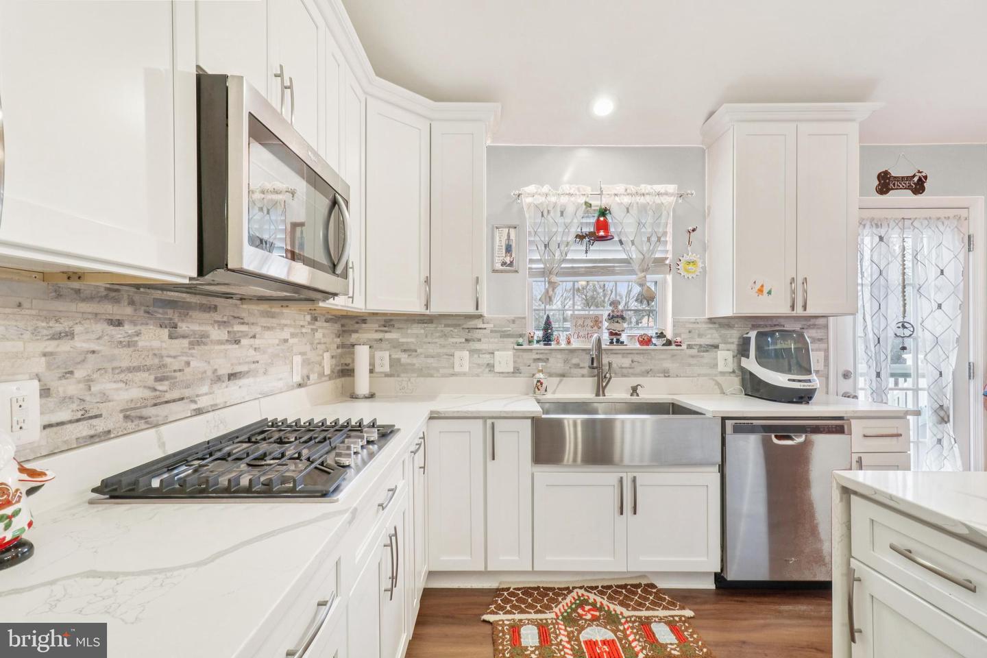 7723 APPOMATTOX AVE, MANASSAS, Virginia 20111, 4 Bedrooms Bedrooms, ,3 BathroomsBathrooms,Residential,For sale,7723 APPOMATTOX AVE,VAPW2107974 MLS # VAPW2107974 7723 APPOMATTOX AVE, MANASSAS, Virginia 20111, 4 Bedrooms Bedrooms, ,3 BathroomsBathrooms,Residential,For sale,7723 APPOMATTOX AVE,VAPW2107974 MLS # VAPW2107974