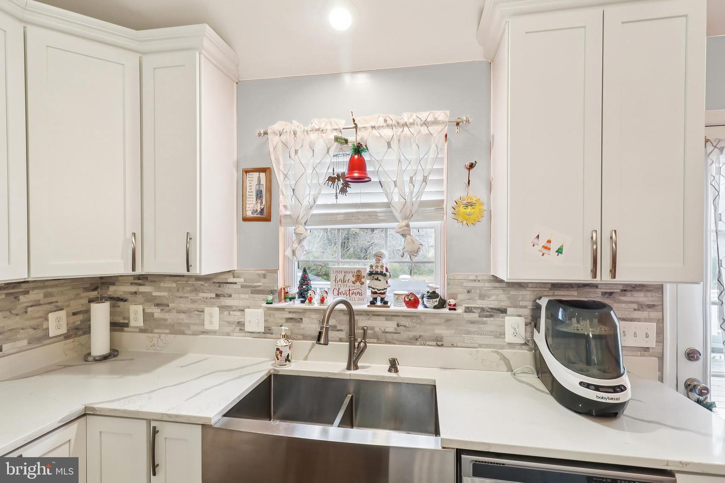 7723 APPOMATTOX AVE, MANASSAS, Virginia 20111, 4 Bedrooms Bedrooms, ,3 BathroomsBathrooms,Residential,For sale,7723 APPOMATTOX AVE,VAPW2107974 MLS # VAPW2107974 7723 APPOMATTOX AVE, MANASSAS, Virginia 20111, 4 Bedrooms Bedrooms, ,3 BathroomsBathrooms,Residential,For sale,7723 APPOMATTOX AVE,VAPW2107974 MLS # VAPW2107974