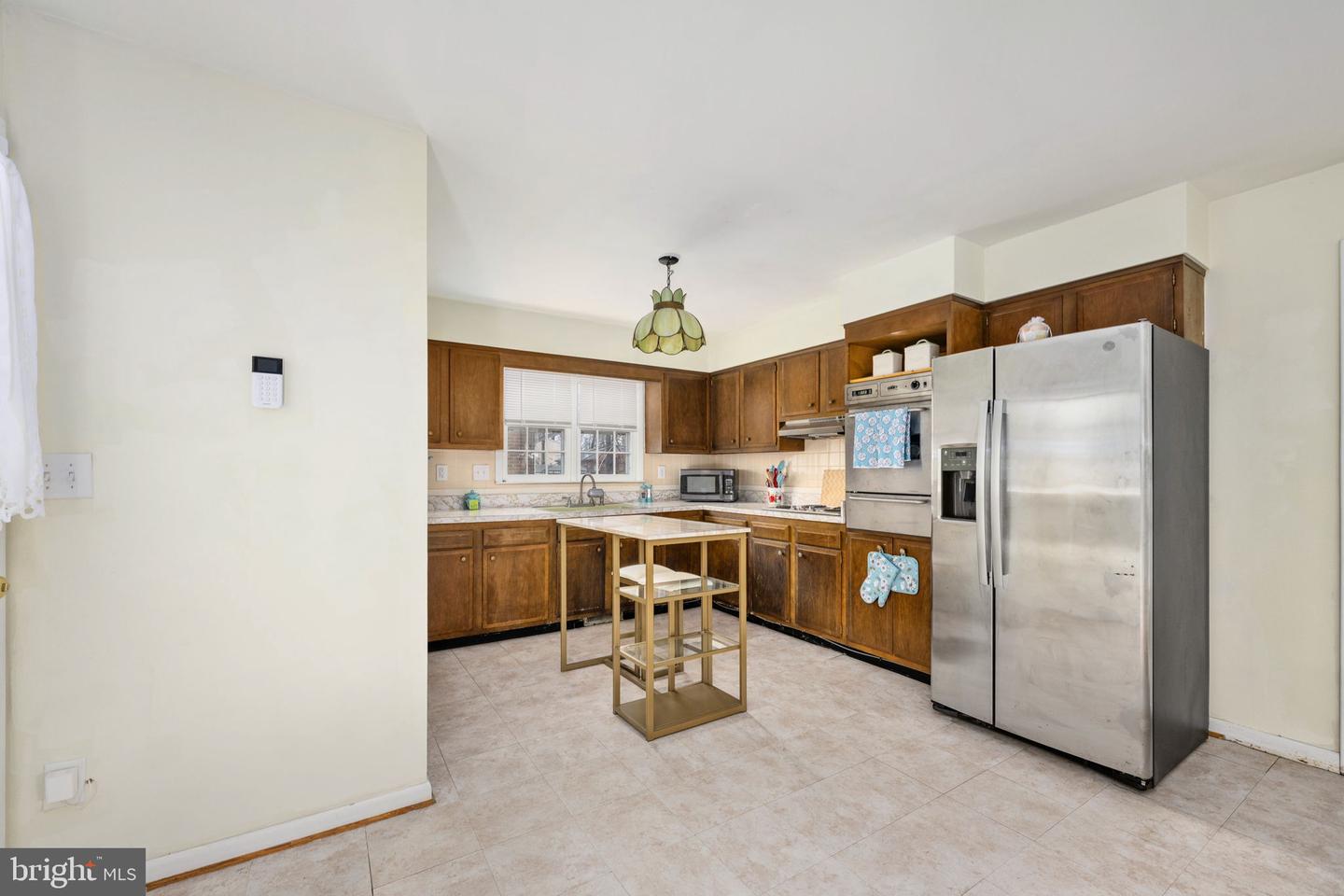 128 11TH ST, COLONIAL BEACH, Virginia 22443, 3 Bedrooms Bedrooms, ,2 BathroomsBathrooms,Residential,For sale,128 11TH ST,VAWE2010144 MLS # VAWE2010144