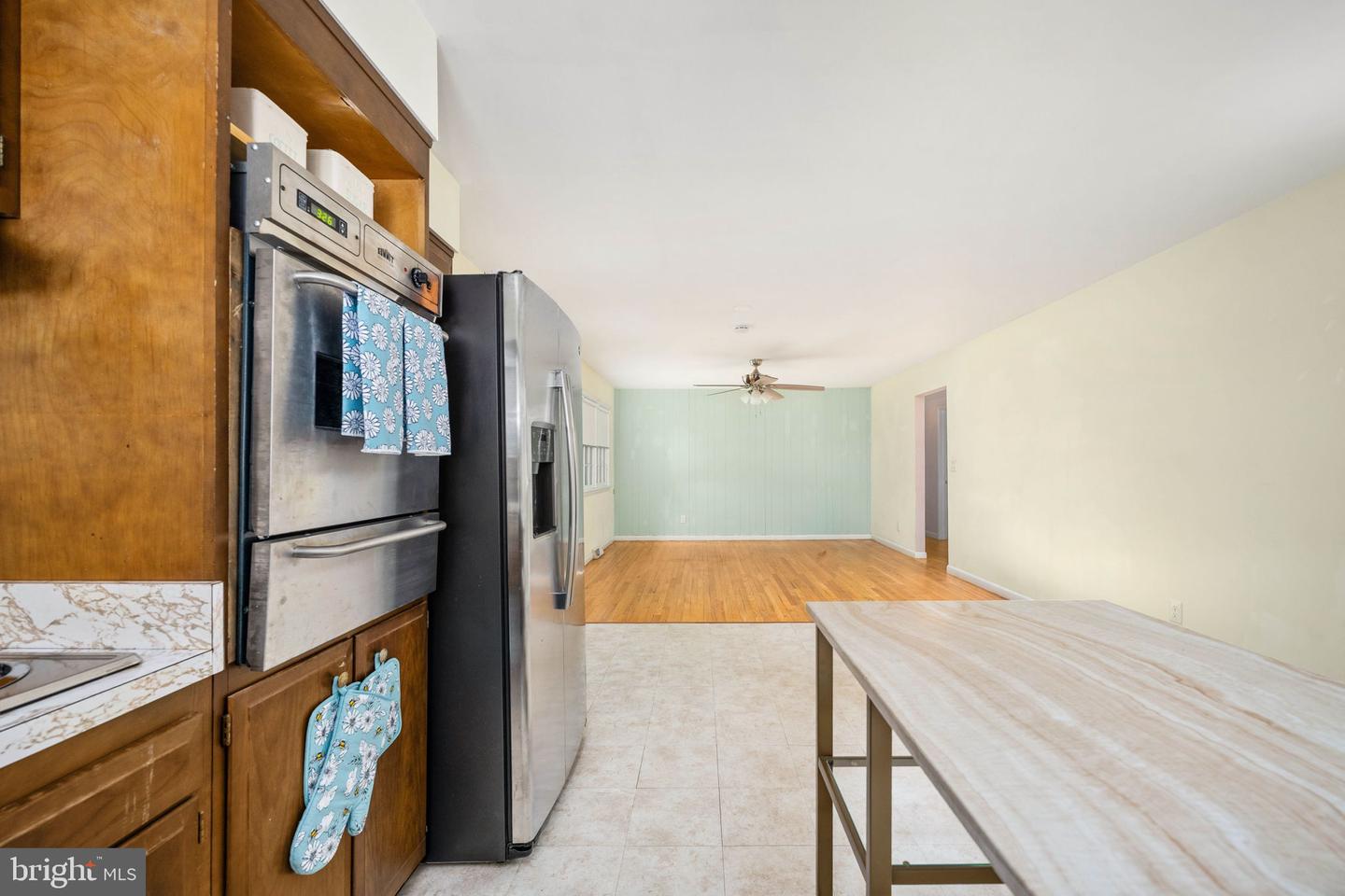 128 11TH ST, COLONIAL BEACH, Virginia 22443, 3 Bedrooms Bedrooms, ,2 BathroomsBathrooms,Residential,For sale,128 11TH ST,VAWE2010144 MLS # VAWE2010144