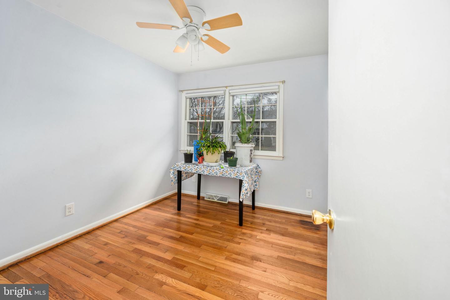 128 11TH ST, COLONIAL BEACH, Virginia 22443, 3 Bedrooms Bedrooms, ,2 BathroomsBathrooms,Residential,For sale,128 11TH ST,VAWE2010144 MLS # VAWE2010144