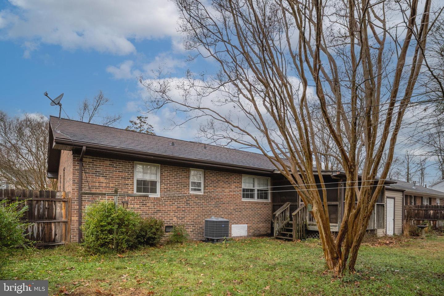 128 11TH ST, COLONIAL BEACH, Virginia 22443, 3 Bedrooms Bedrooms, ,2 BathroomsBathrooms,Residential,For sale,128 11TH ST,VAWE2010144 MLS # VAWE2010144