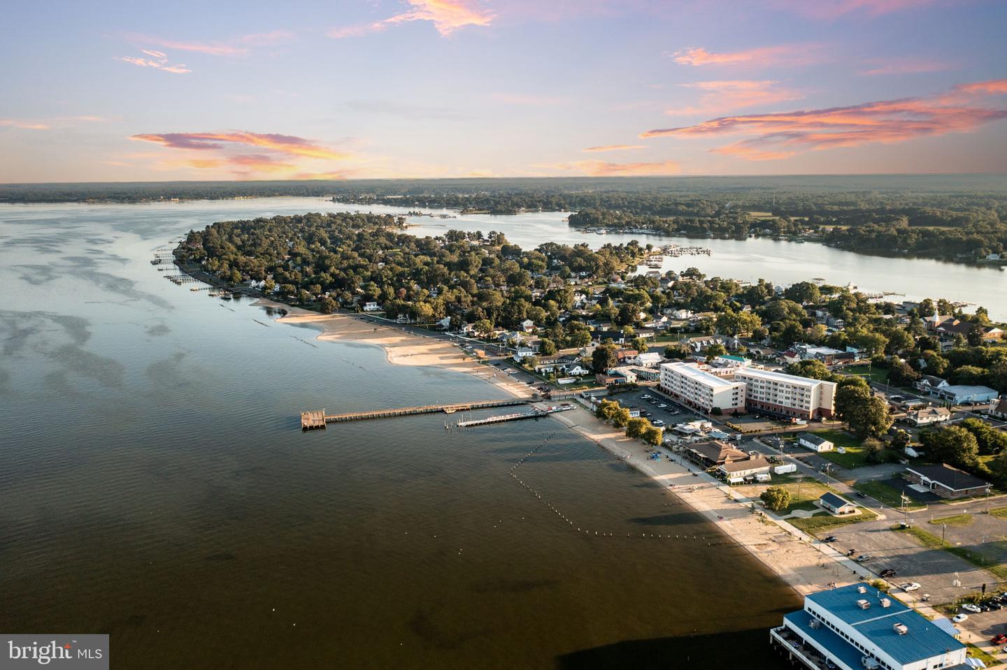 128 11TH ST, COLONIAL BEACH, Virginia 22443, 3 Bedrooms Bedrooms, ,2 BathroomsBathrooms,Residential,For sale,128 11TH ST,VAWE2010144 MLS # VAWE2010144