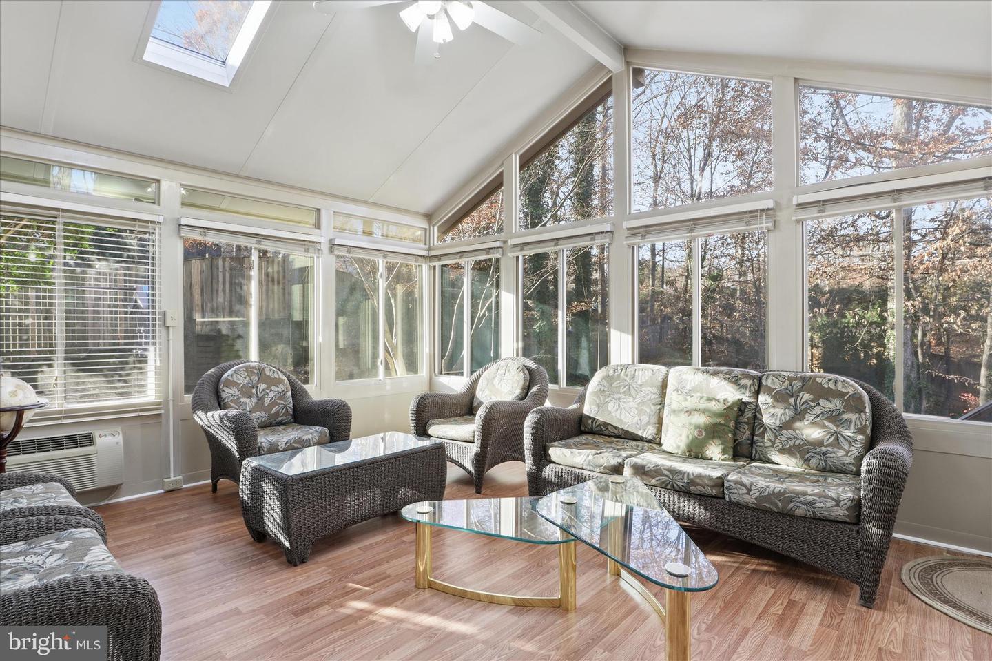 7594 WOODSTOWN DR, SPRINGFIELD, Virginia 22153, 4 Bedrooms Bedrooms, ,2 BathroomsBathrooms,Residential,For sale,7594 WOODSTOWN DR,VAFX2279936 MLS # VAFX2279936 7594 WOODSTOWN DR, SPRINGFIELD, Virginia 22153, 4 Bedrooms Bedrooms, ,2 BathroomsBathrooms,Residential,For sale,7594 WOODSTOWN DR,VAFX2279936 MLS # VAFX2279936